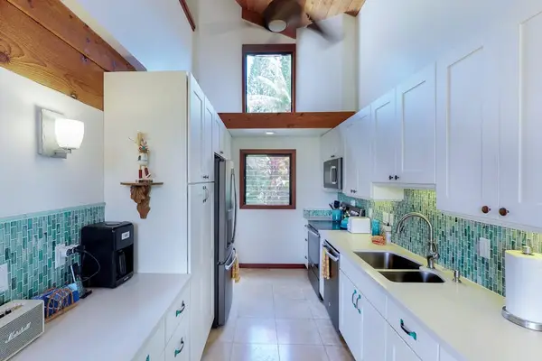 Bright Kitchen Ready For Island Feasts