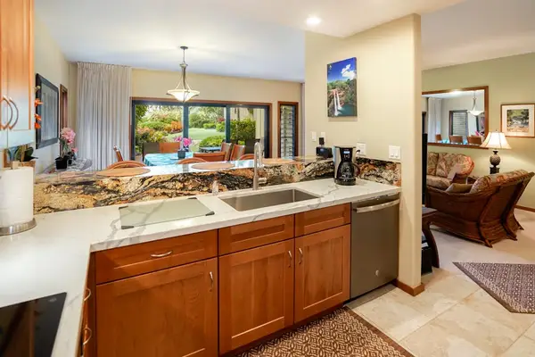 Granite Kitchen Made For Entertaining