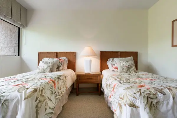 Cozy Guest Bedroom Setup with Two Twin Beds