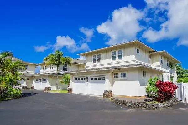 Resort Building Exterior with Ample Guest Parking