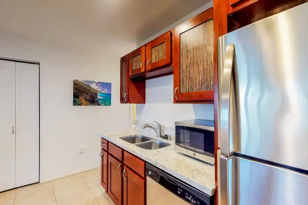 A Bright Space for Cooking Together