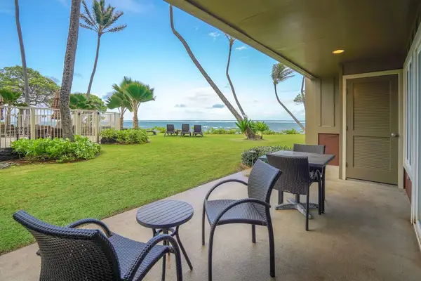 Private lanai with seating for relaxing outdoors