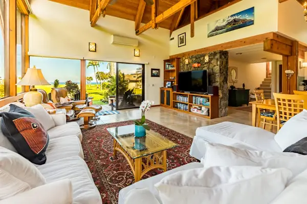 Open Concept Living With Tropical Charm