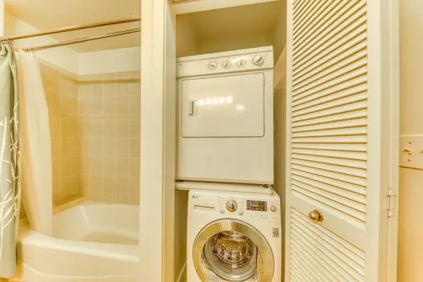 Enjoy the convenience of an in-unit washer and dryer for a more comfortable and effortless stay.