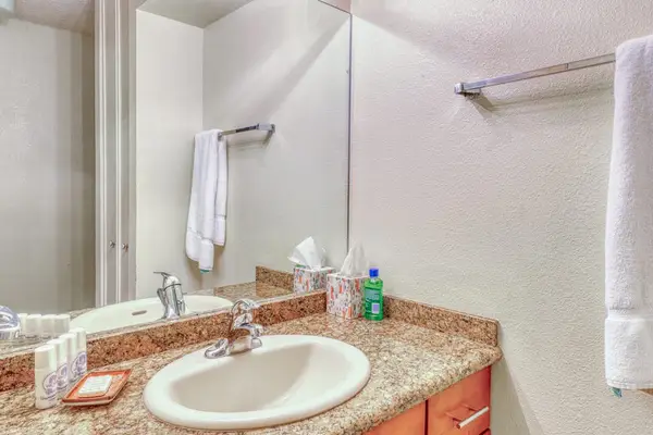 Fresh Full Bathroom Vanity
