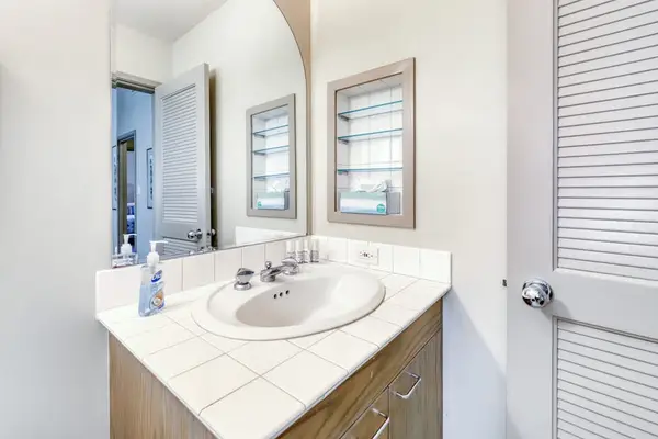 Fresh Bathroom With Stylish Vanity