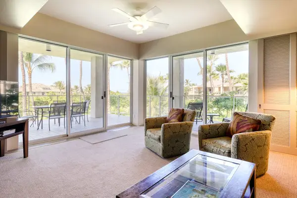 Sunlit Living Room With Lanai Access