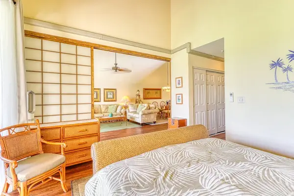 A unique, flexible bedroom design featuring elegant sliding screens that open up directly to the main living areas. True open-concept living! ☀️🎌🌴