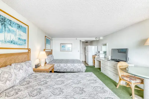 Relax and spread out in this spacious studio with an inviting open living area.