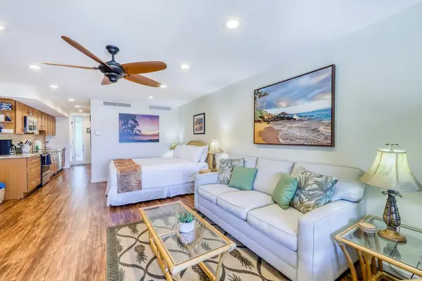 Open Concept Studio With Resort Comfort