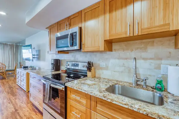 Cook, Dine, And Unwind In Style