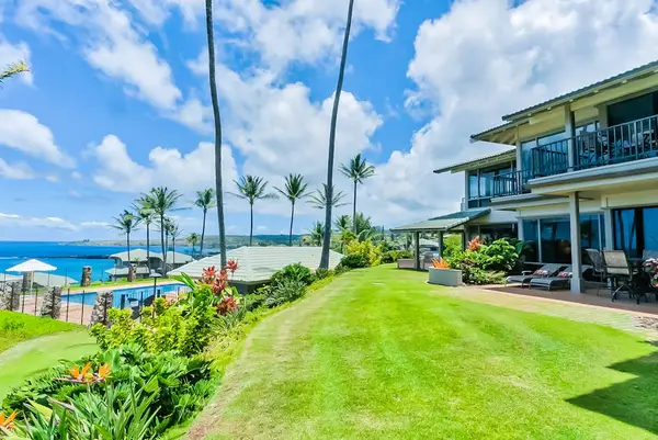 Explore Kapalua Bay Villas resort grounds are a tropical paradise.