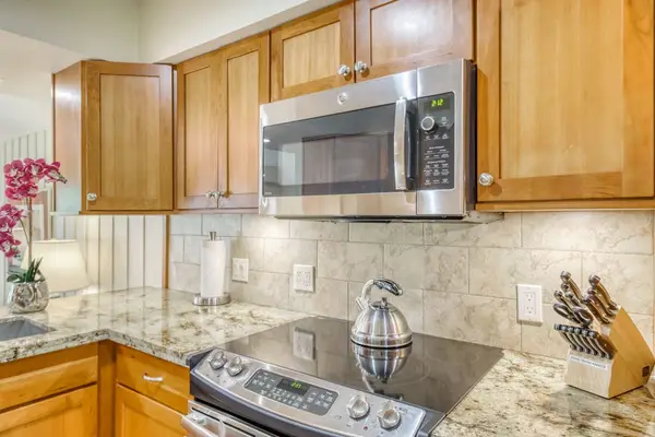 Bright Kitchen with Plenty of Counter Space