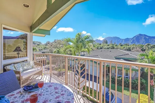 Scenic Balcony Breakfast Spot