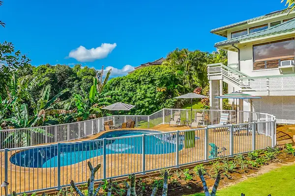 Refreshing Private Pool Escape