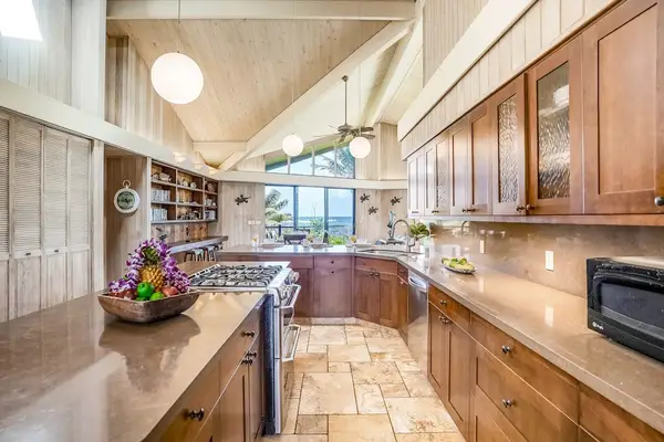 Fully Equipped Kitchen with Everything You Need