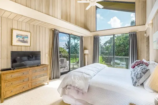 Wake Up Refreshed in the King Suite