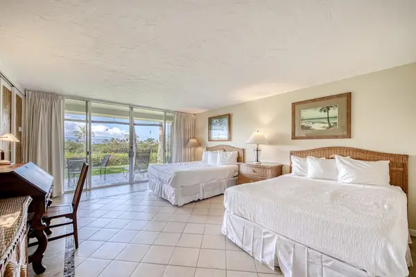 Bright Bedroom For Peaceful Mornings