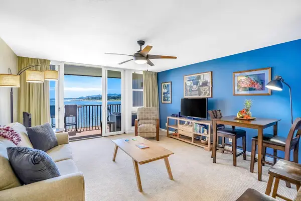 Bright Coastal Living Retreat