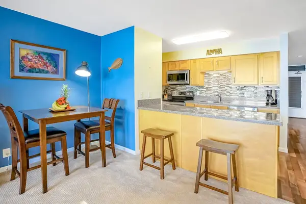 Breakfast Bar And Coastal Dining