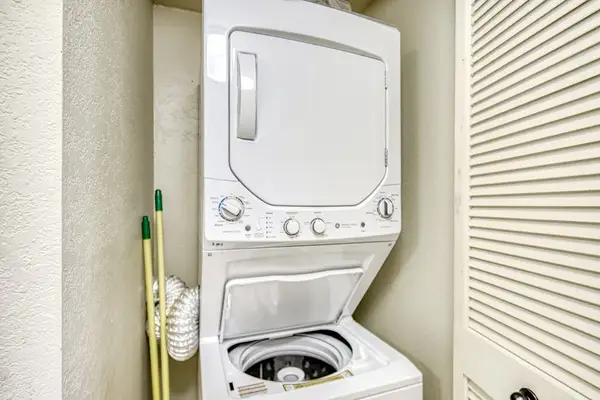 Convenient In Suite Washer And Dryer