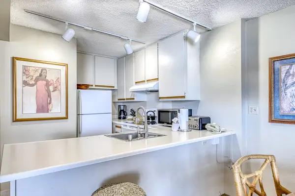 Breakfast Bar Perfect For Casual Dining