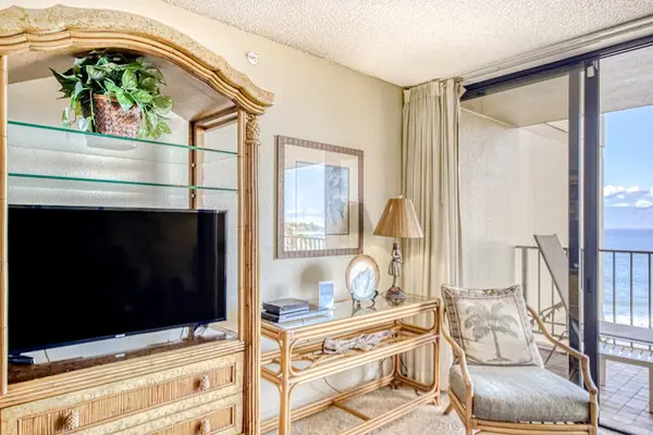 Ocean View Living With Island Comfort