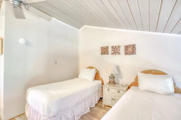 Twin beds location in the loft of the unit.