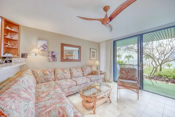 Bright Tropical Living Room