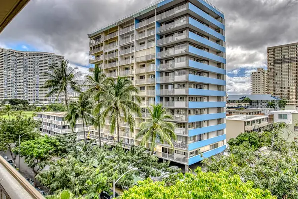 Take a breath of fresh air and enjoy the pleasant residential scenery.