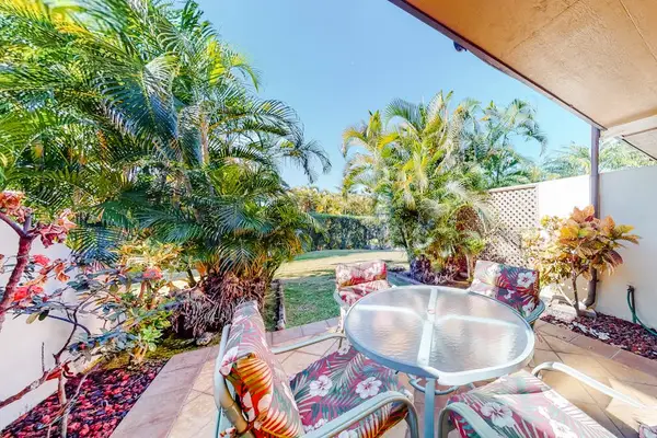 Private Garden Patio Retreat