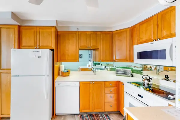 Fully equipped kitchen for easy meals