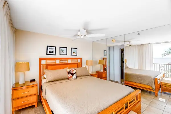 Spacious king studio for restful stays