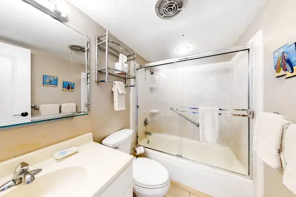 Bathroom with tub/shower combo.