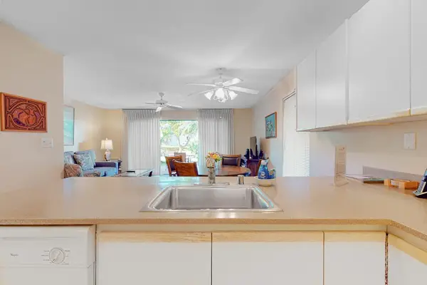 Open Kitchen With Entertaining Space