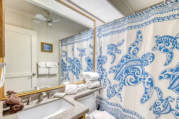 Tropical Blue Accent Bathroom