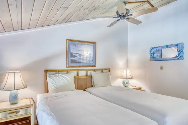 Cozy Coastal Bedroom Escape