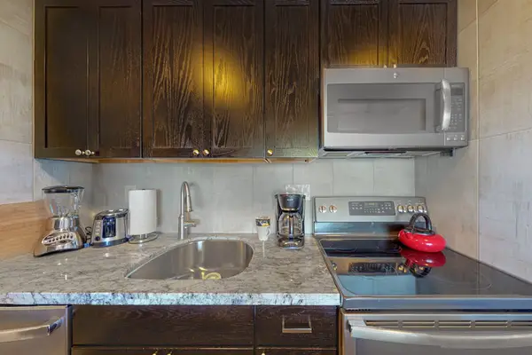 Stylish Kitchen Ready For Every Meal