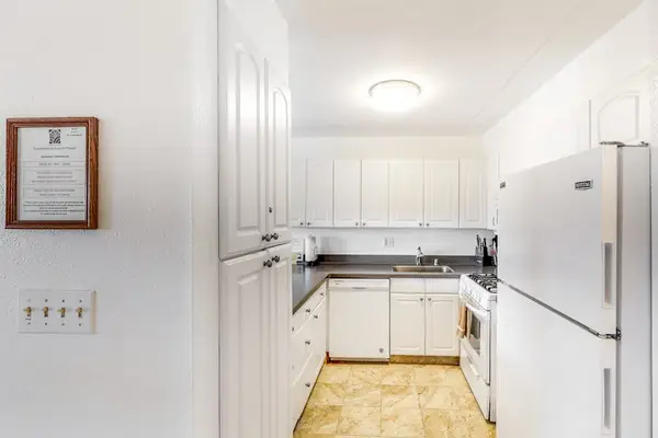 Fully Equipped Kitchen For Home Cooking