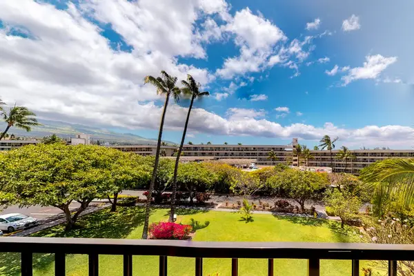 Scenic Garden Views From Your Lanai