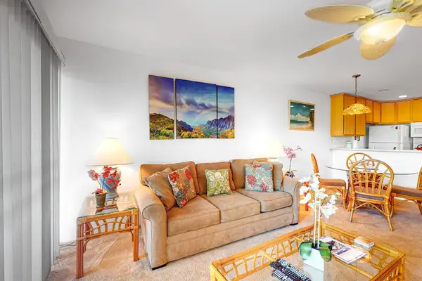 Cozy Living Space To Unwind