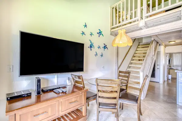 Open Dining Area For Shared Gatherings