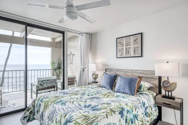Wake Up To Breathtaking Ocean Views Right From Bed