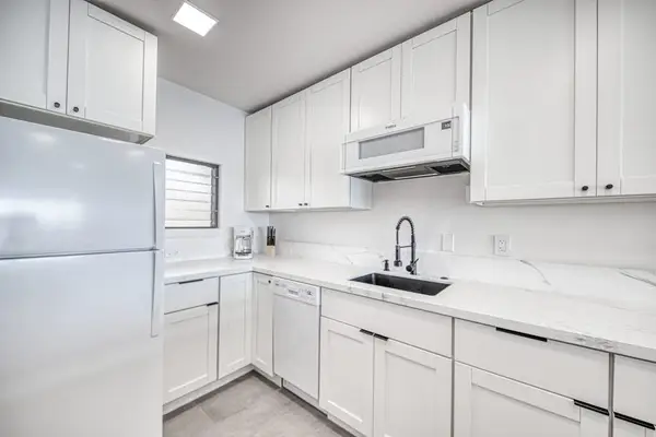 Fully Equipped Modern Kitchen Ready For Culinary Creations