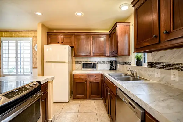 Well-Equipped Kitchen With Island Counter