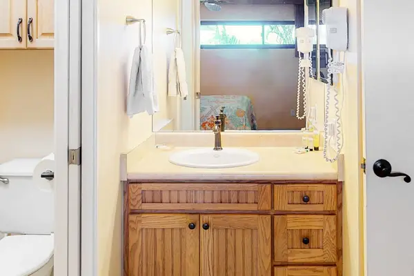 Fresh Vanity For Easy Mornings