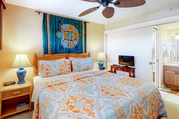 Peaceful Bedroom With Island Charm