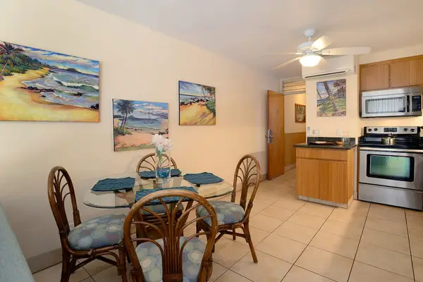 Charming dining area beside the fully equipped kitchen