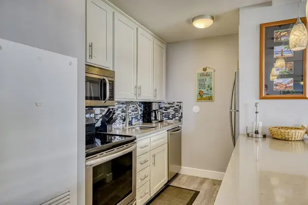 Modern Kitchen Ready For Island Feasts