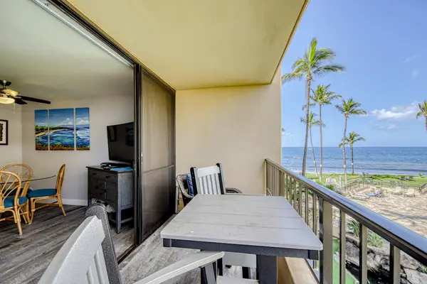 Dine Outdoors With Ocean Breezes